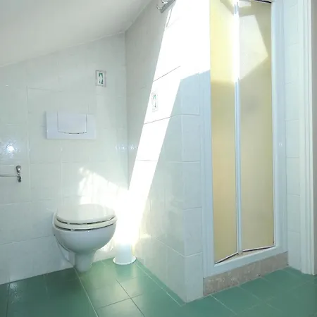 Veliero Fronte Mare Flexrent - Immobiliare Abissinia Appartamento *