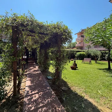 Veliero Fronte Mare Flexrent - Immobiliare Abissinia Appartamento Riccione
