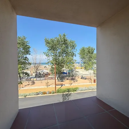 Veliero Fronte Mare Flexrent - Immobiliare Abissinia Riccione
