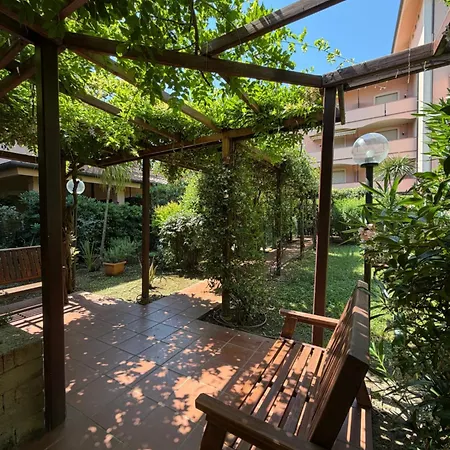 Veliero Fronte Mare Flexrent - Immobiliare Abissinia Appartamento *