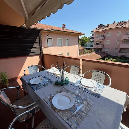 Veliero Fronte Mare Flexrent - Immobiliare Abissinia *