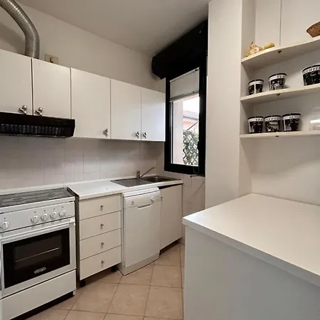 Veliero Fronte Mare Flexrent - Immobiliare Abissinia * Riccione